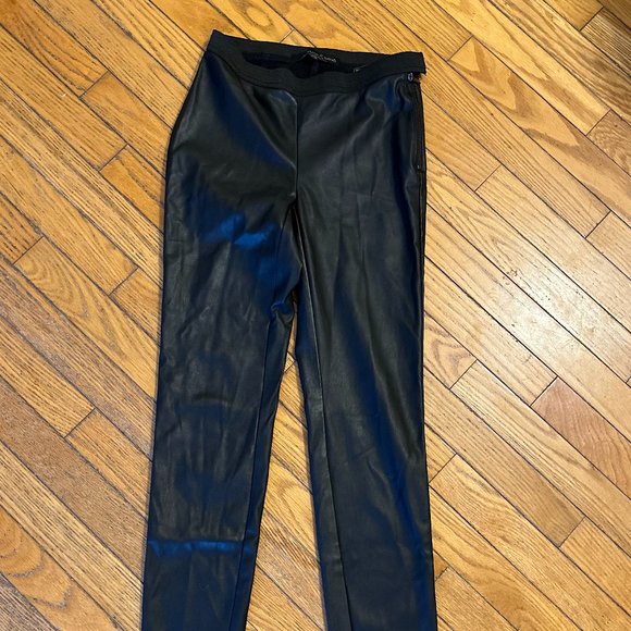Reitmans (Willow & Thread) Faux Leather Pants - Picture 4 of 9